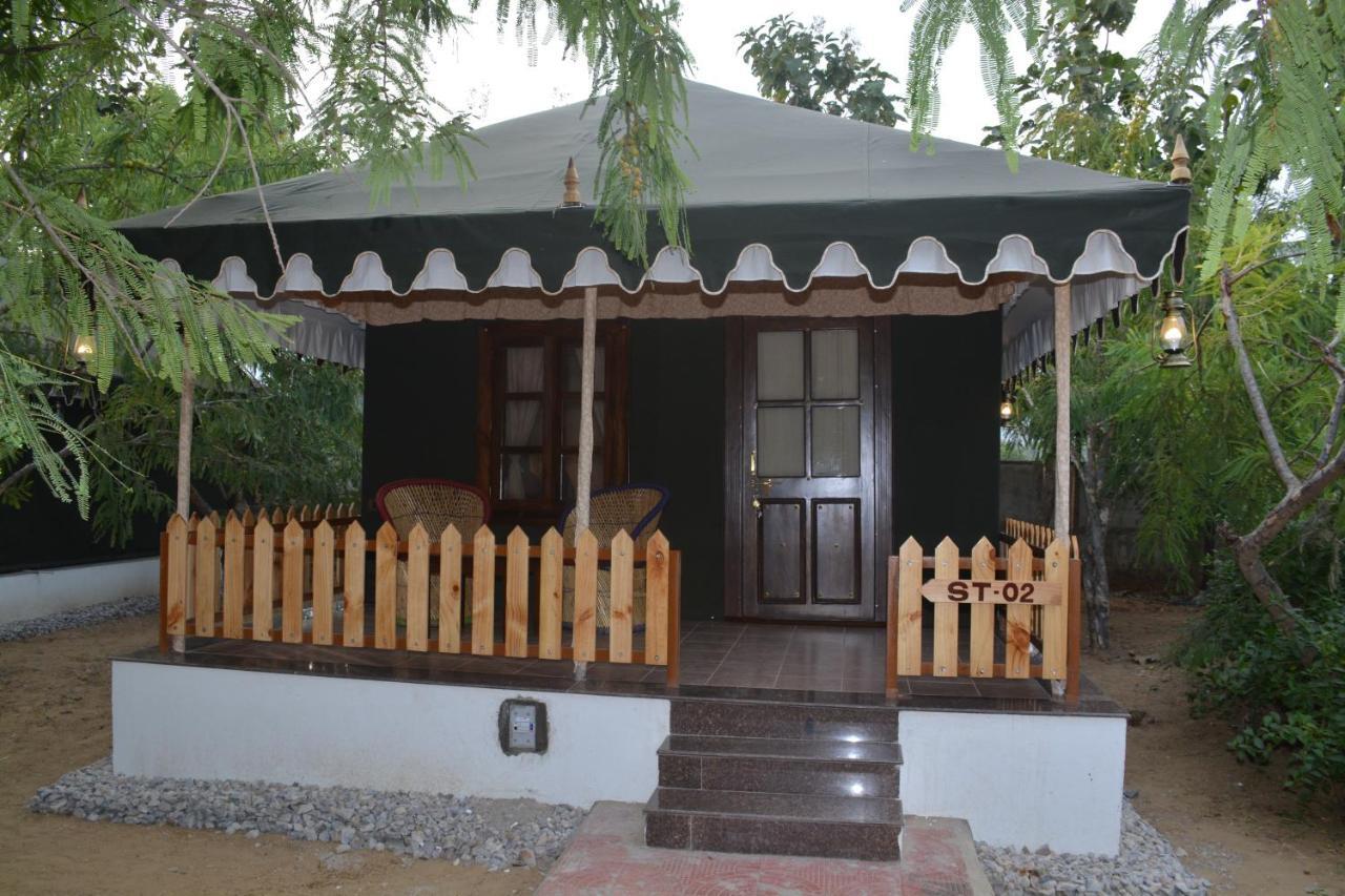 Gulmohar Sariska Resort Bairat Exterior photo